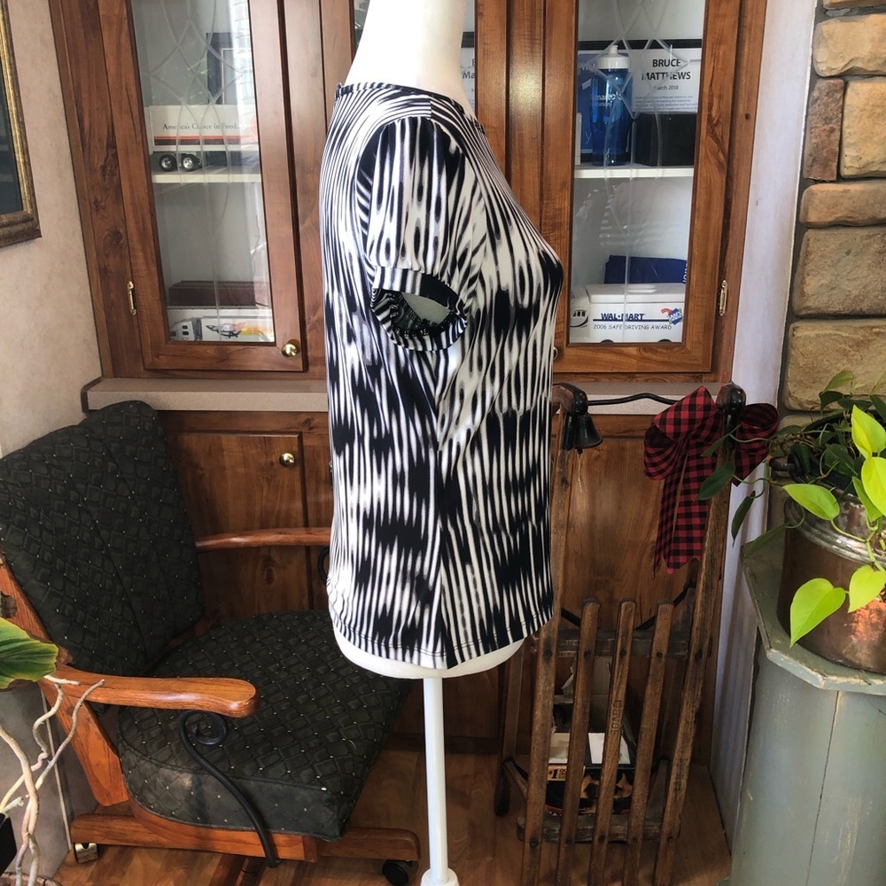 Worthington petite stretch size PM black & white small puff sleep looks new - Picture 4 of 5